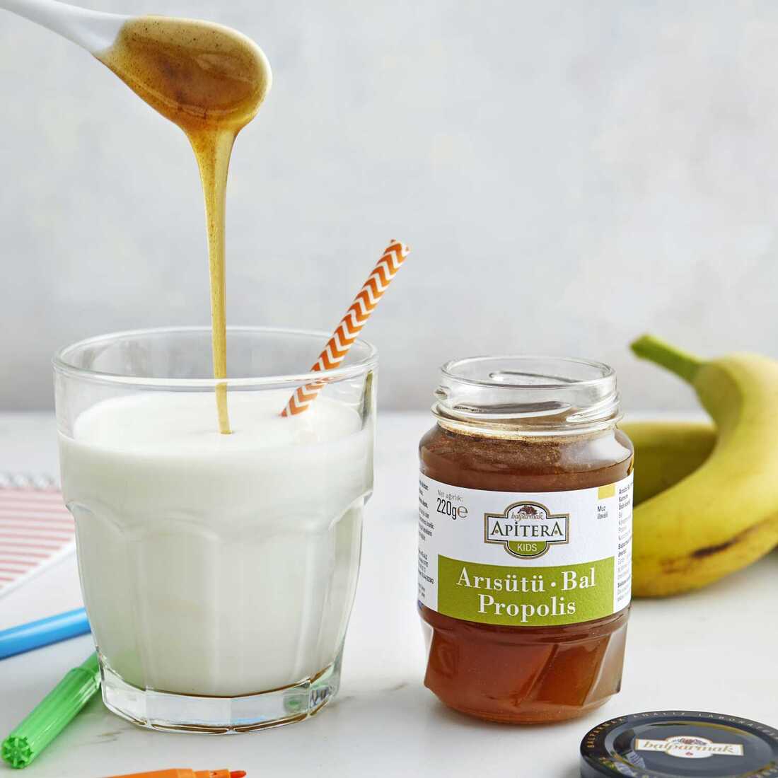 apitera kids banana 220g  3
