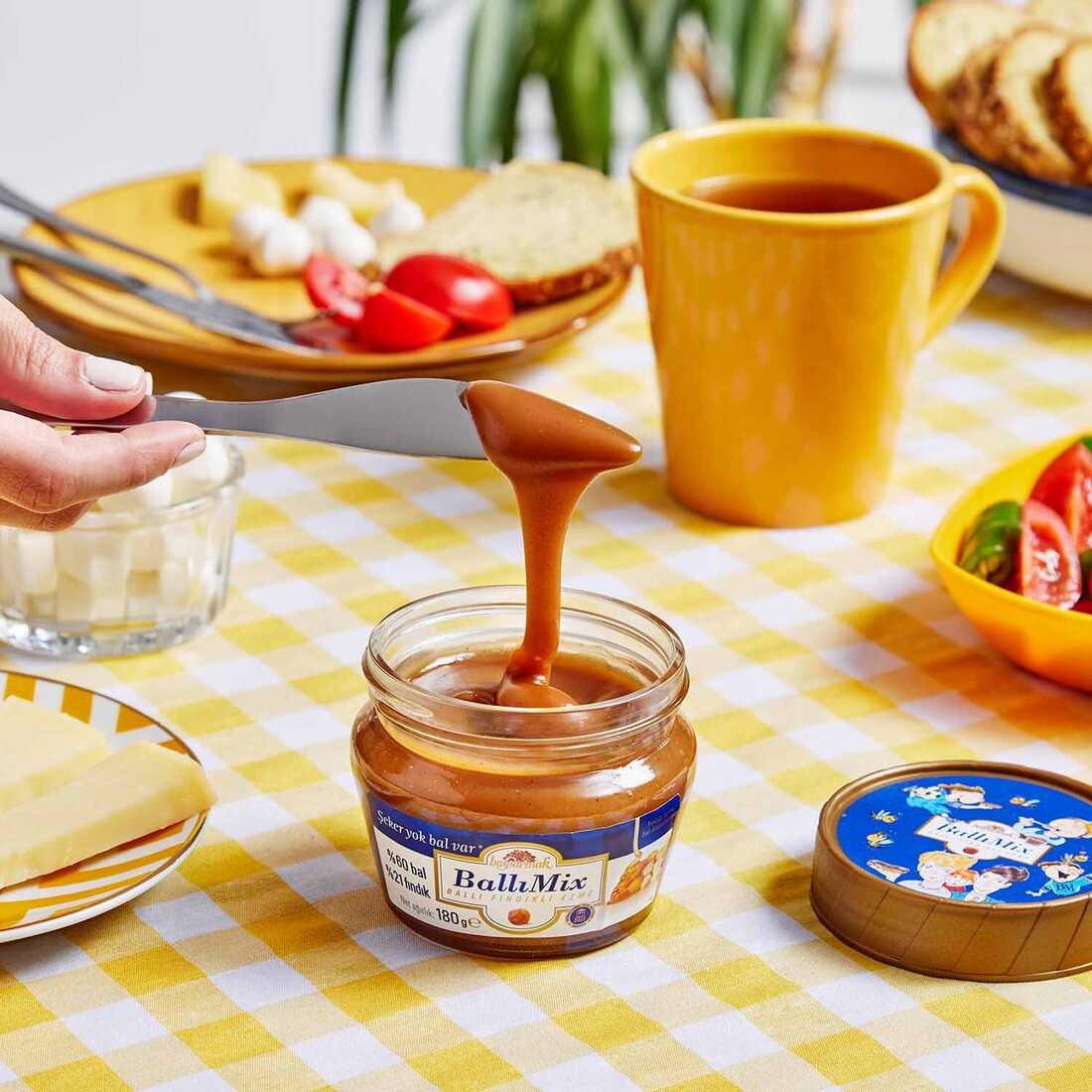 ballıMix hazelnut paste with honey 180g 2
