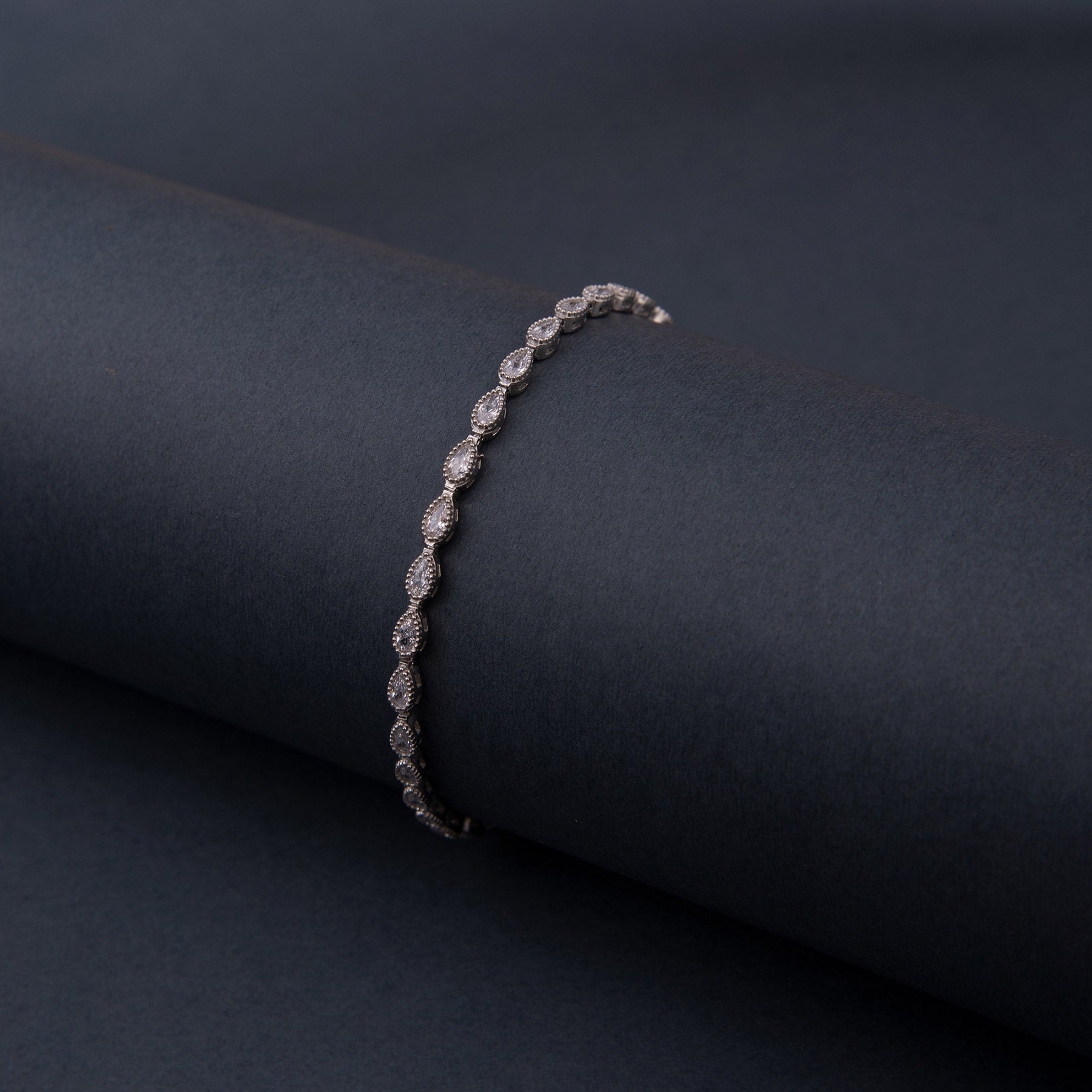 925 Sterling Silver Bracelet - EFENDINA PAZAR - Ve Tesbih - vealisveris - Z1603