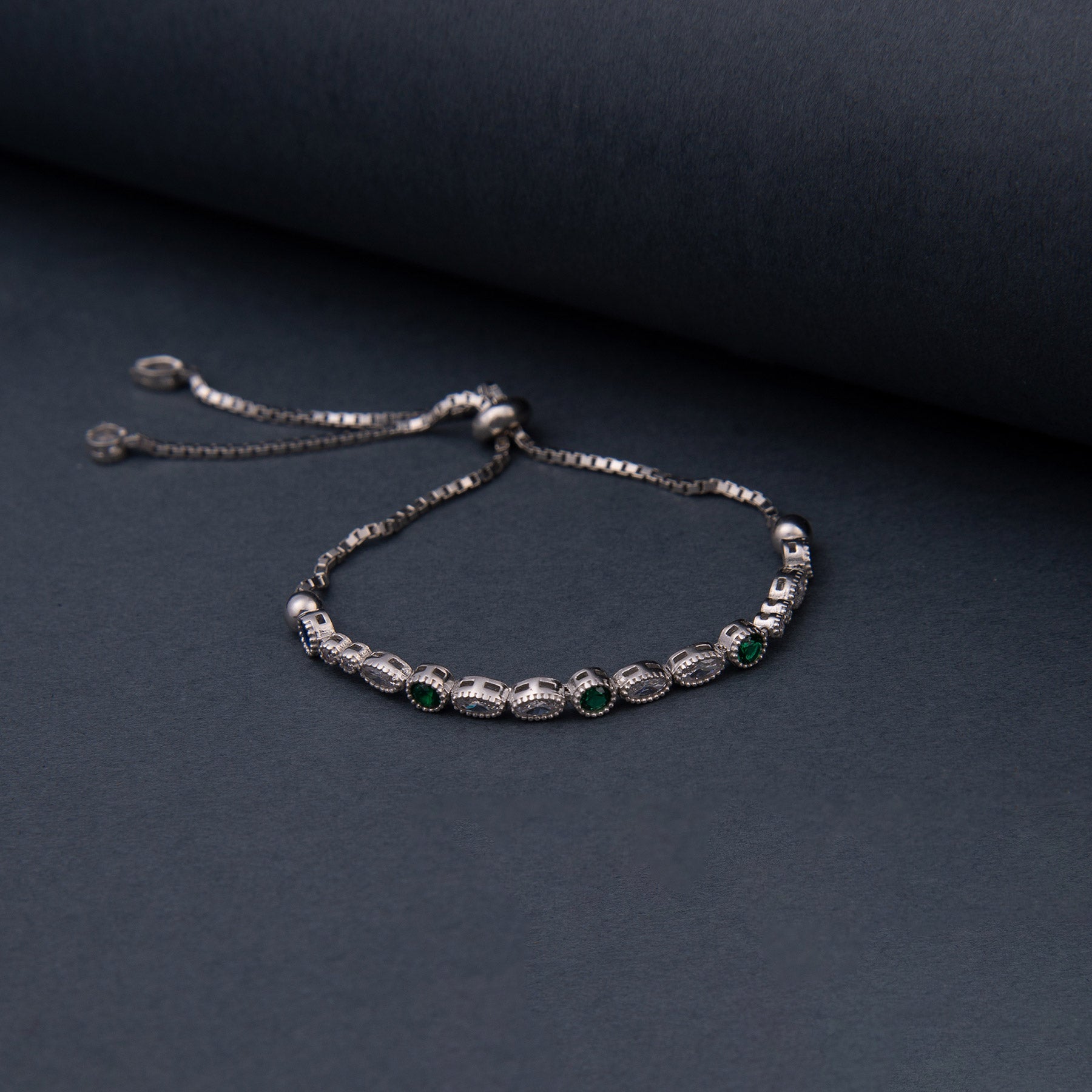 925 Sterling Silver Bracelet with Waterway Lift - EFENDINA PAZAR - Ve Tesbih - vealisveris - Z1576