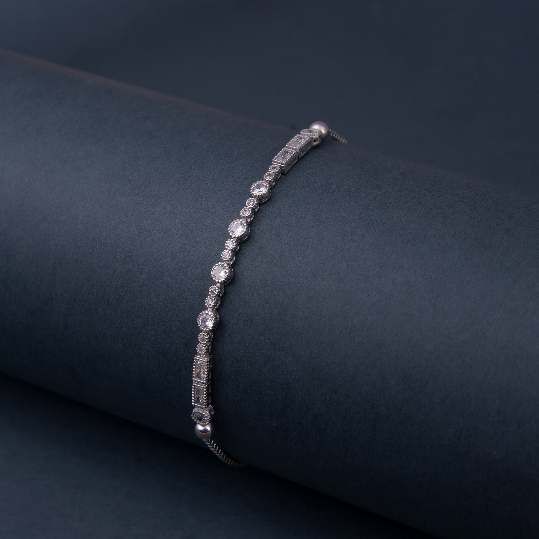 925 Sterling Silver Bracelet with Waterway Lift - EFENDINA PAZAR - Ve Tesbih - vealisveris - Z1592