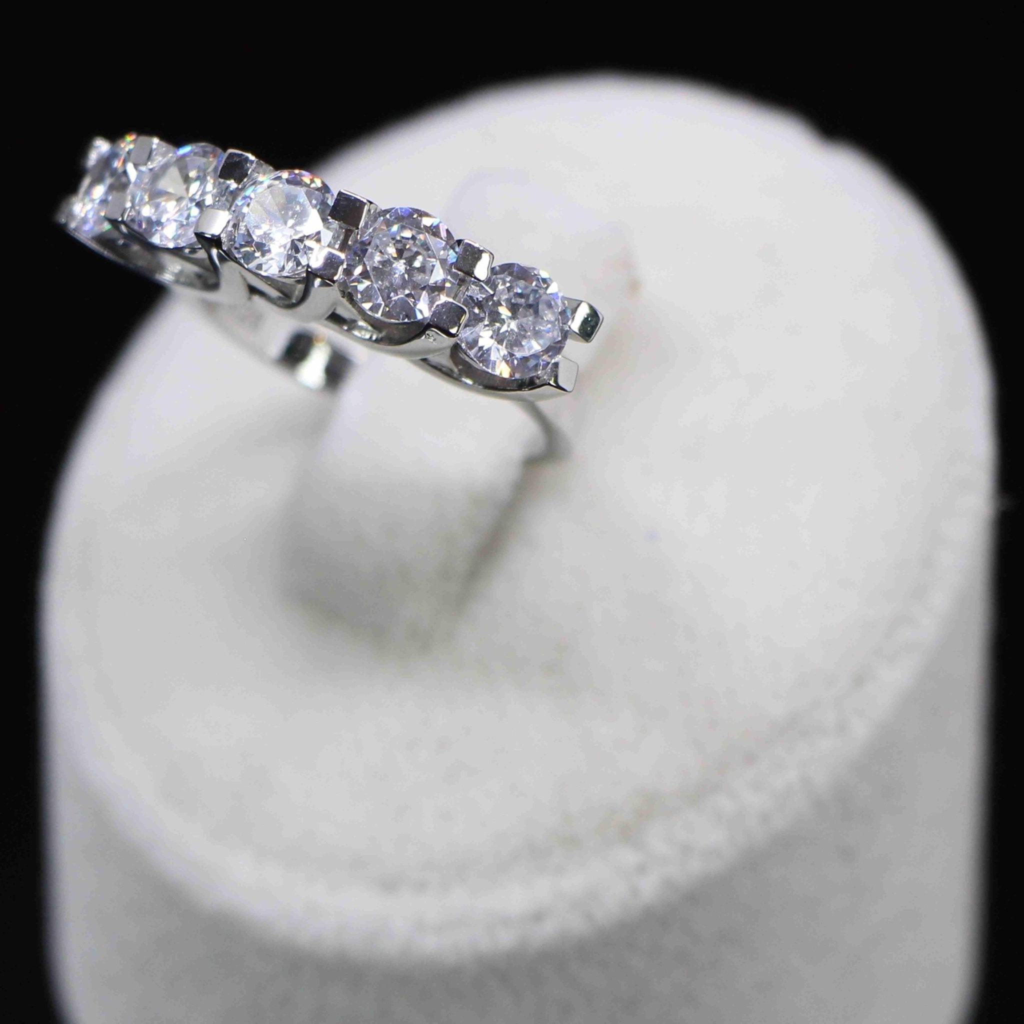 925 Sterling Silver Five Stone Ring with Zircon Stone - EFENDINA PAZAR - Ve Tesbih - 
