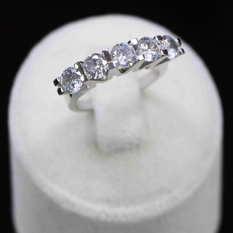 925 Sterling Silver Five Stone Ring with Zircon Stone - EFENDINA PAZAR - Ve Tesbih - 