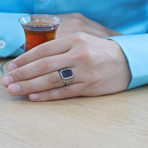 925 Sterling Silver Men's Ring with Black Onyx Stone and Greek Chain Detail - EFENDINA PAZAR - Tesbihane - 102002604