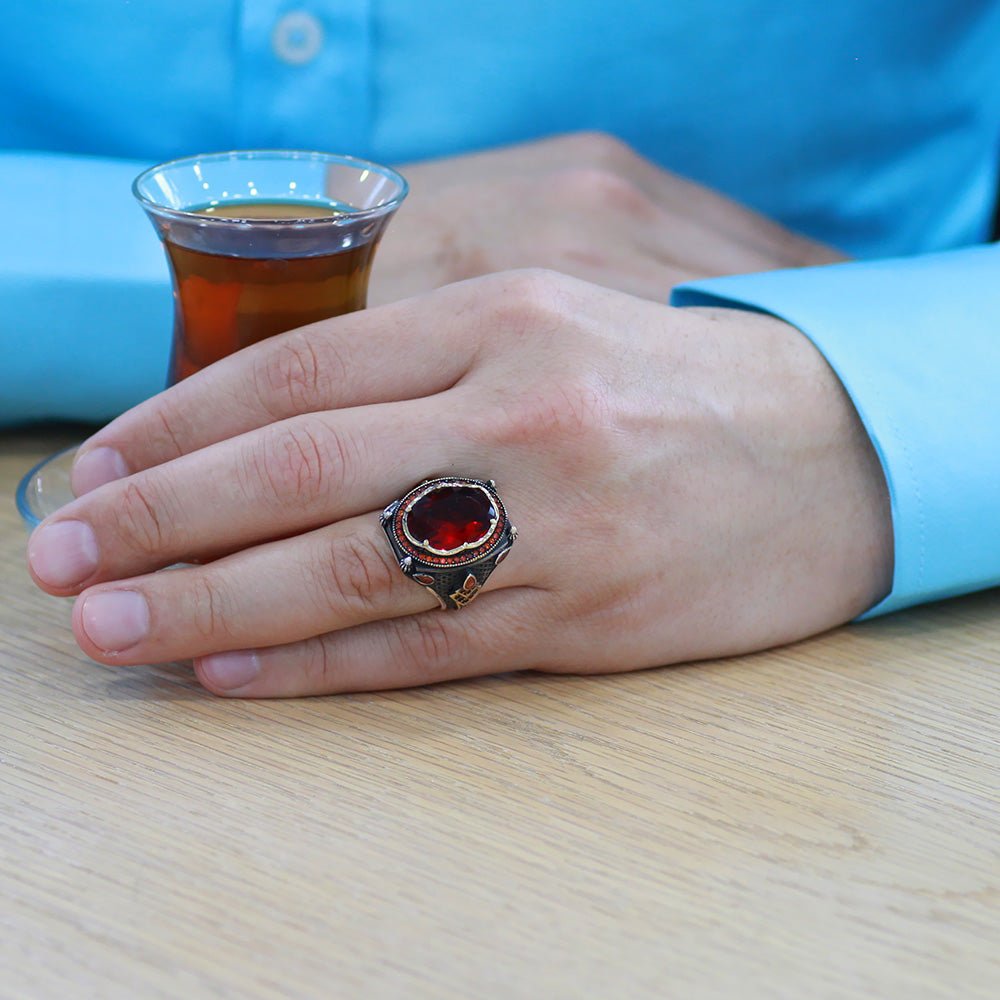 925 Sterling Silver Men's Ring with Facet Cut Red Zircon Stone and Torch Detail on the Sides - EFENDINA PAZAR - Tesbihane - 102002590
