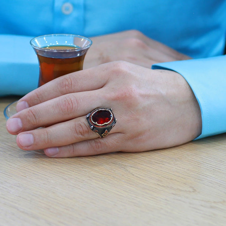 925 Sterling Silver Men's Ring with Facet Cut Red Zircon Stone and Torch Detail on the Sides - EFENDINA PAZAR - Tesbihane - 102002590