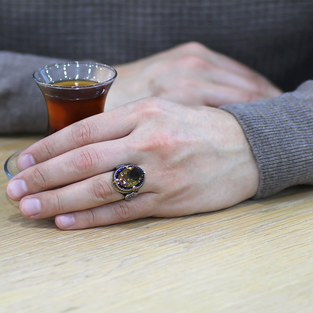 925 Sterling Silver Men's Ring with Facet Cut Zultanite Stone and Pencil Work on the Edges - EFENDINA PAZAR - Tesbihane - 102002349