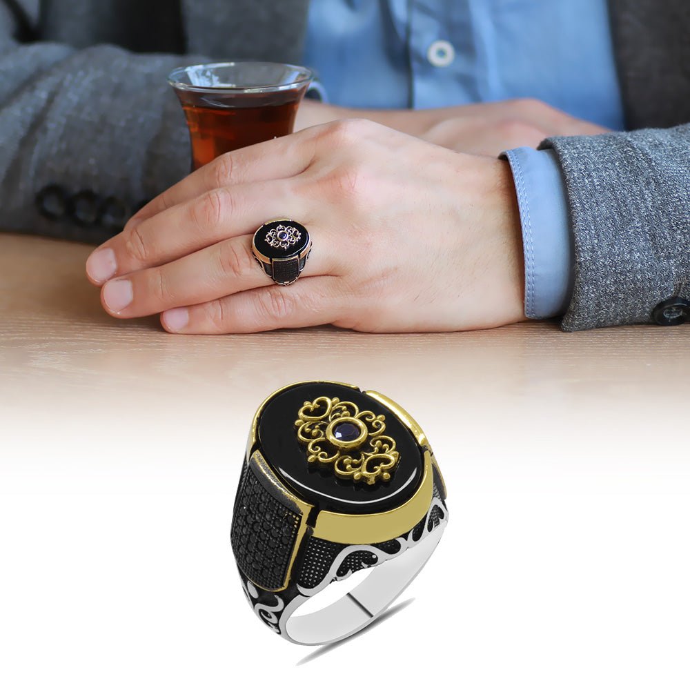 925 Sterling Silver Men's Ring with Plain Onyx Stone and Micro Stone Set on the Sides - EFENDINA PAZAR - Tesbihane - 102002178