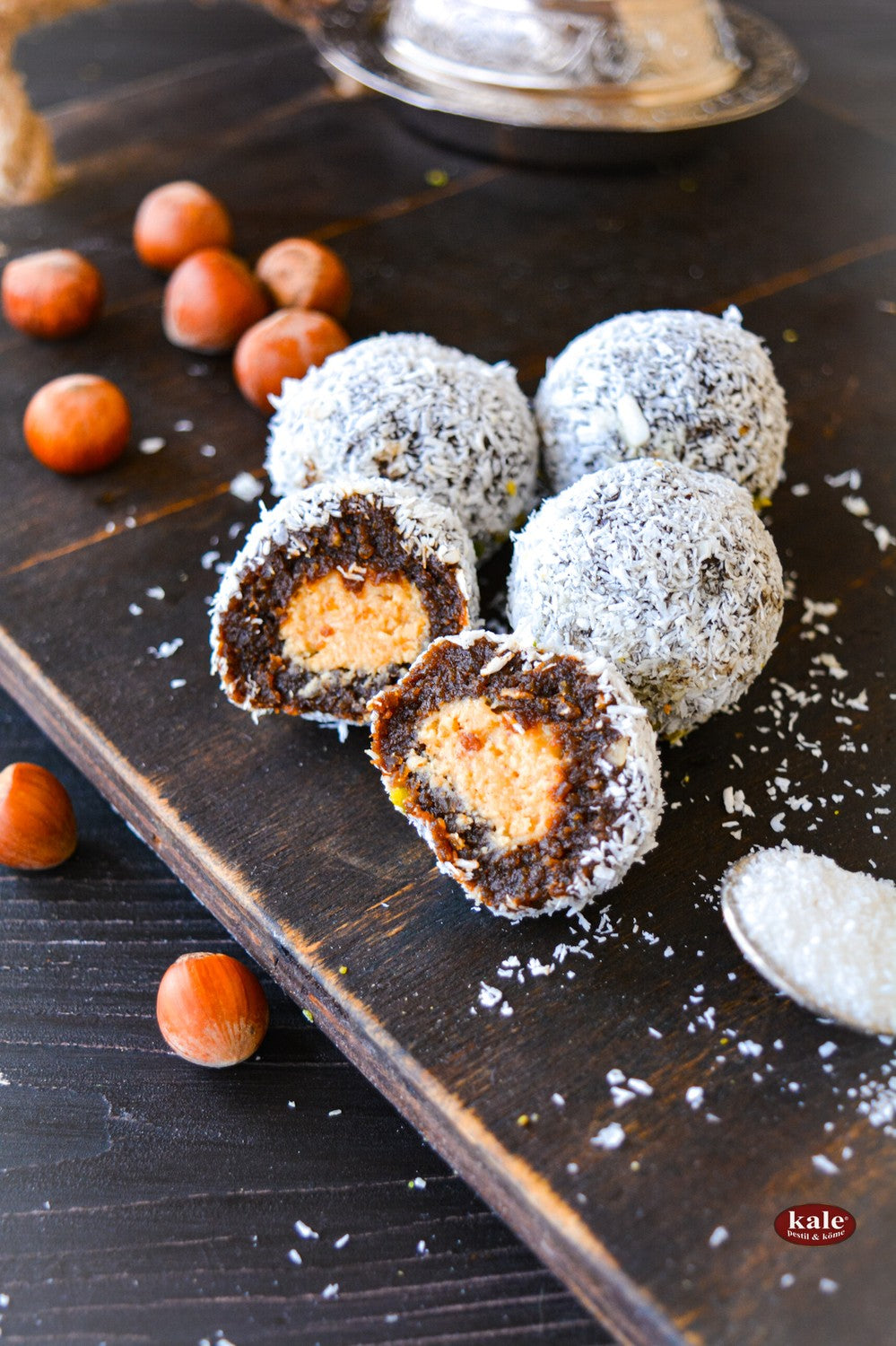 حلوى Coconut Choco Pestil التركية من KALE بوزن 1 كيلو جرام
