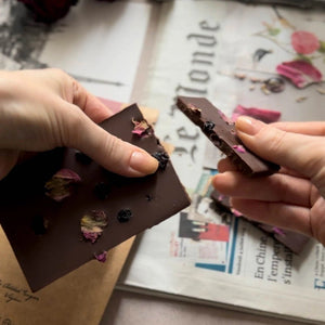 Carob Bar | Blueberry + Rose - EFENDINA PAZAR - ROJOK - 