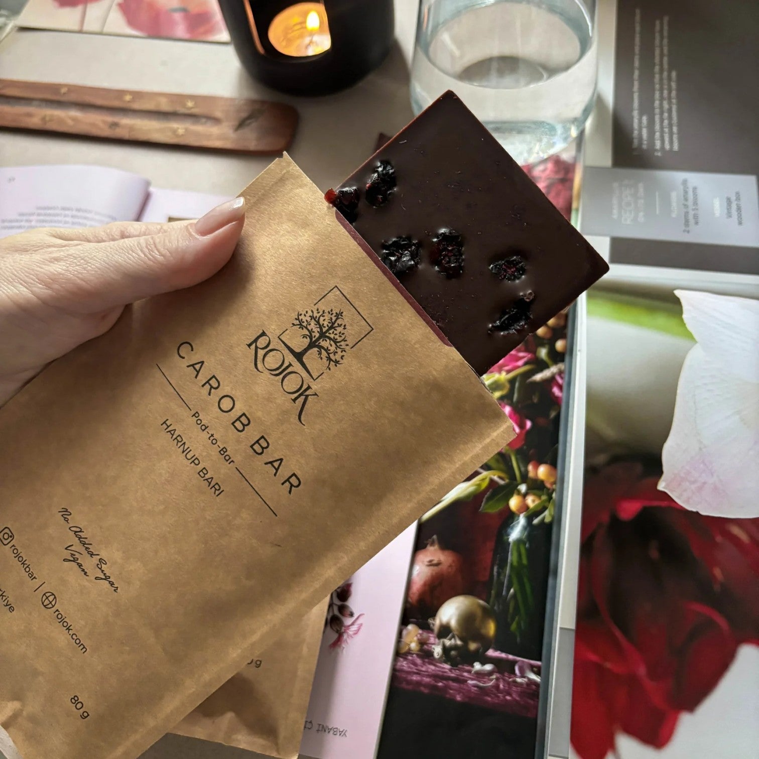 Carob Bar | Cranberry + Hibiscus - EFENDINA PAZAR - ROJOK - 