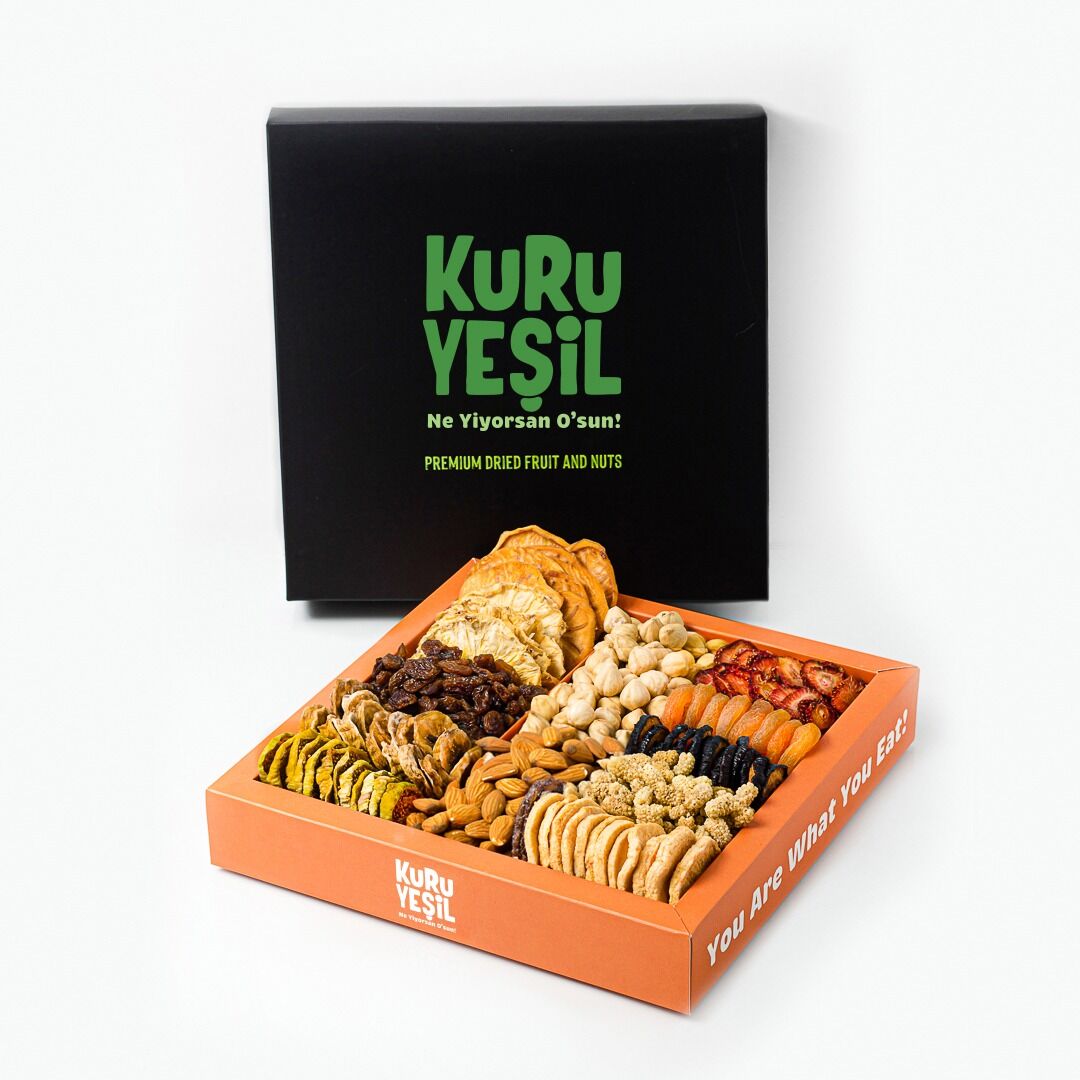 Kuru Yeşil Dried Fruit Gift Package 850 g