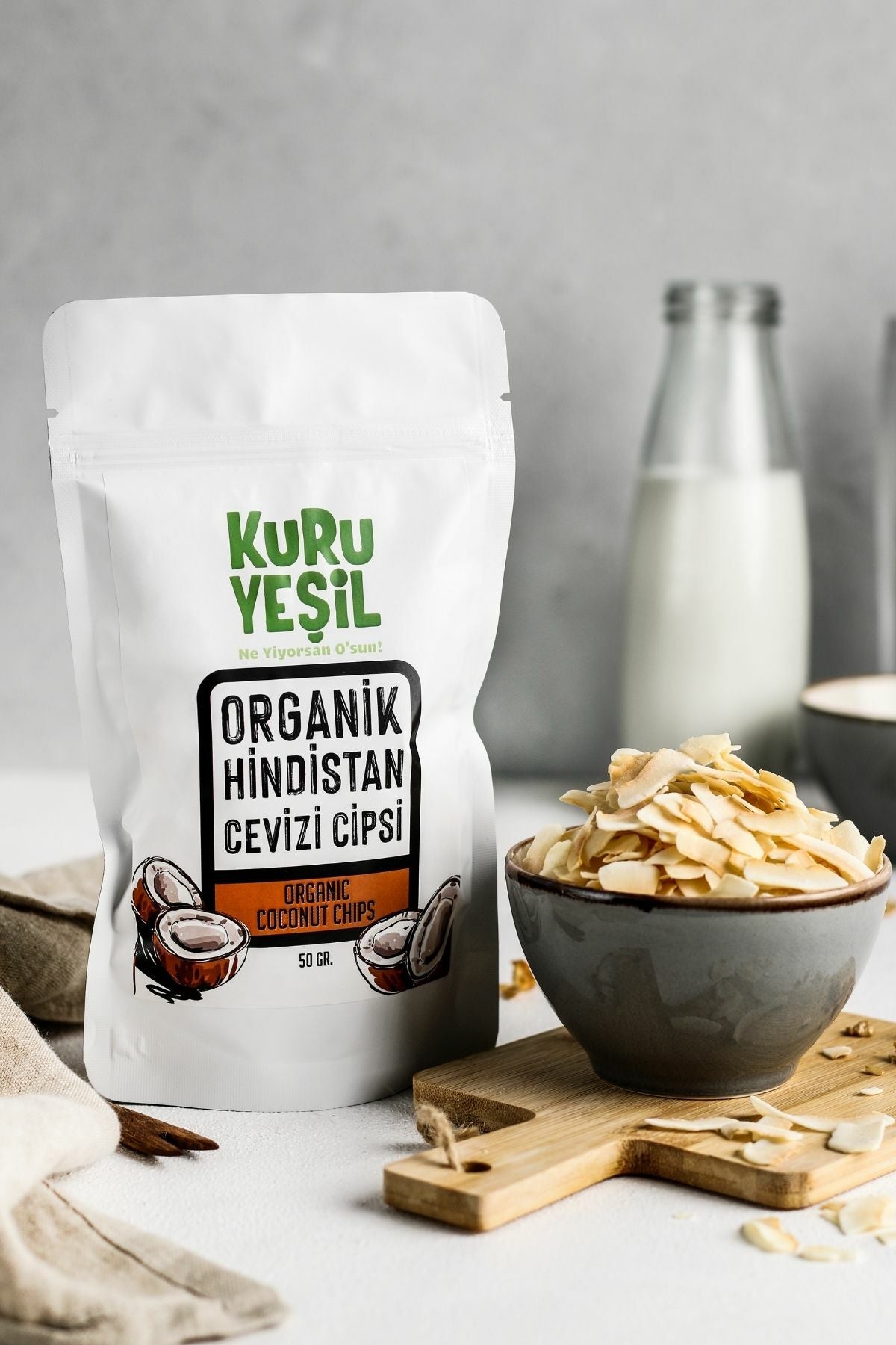 Kuru Yeşil Organic Coconut Chips 6 pack 300 g