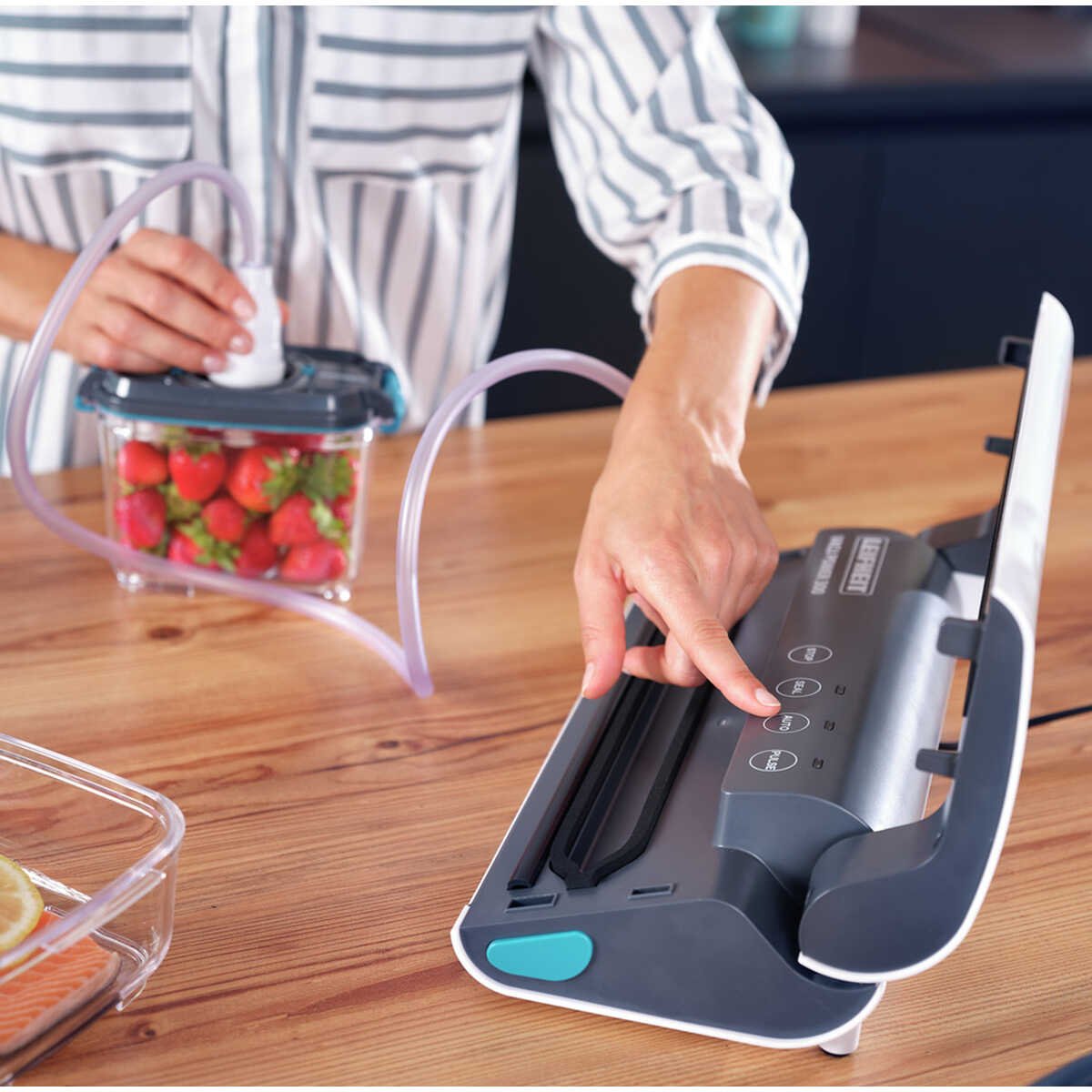 Leifheit Vacu Power 300 Vacuum Device - EFENDINA PAZAR - LEIFHEIT - 4006501032355