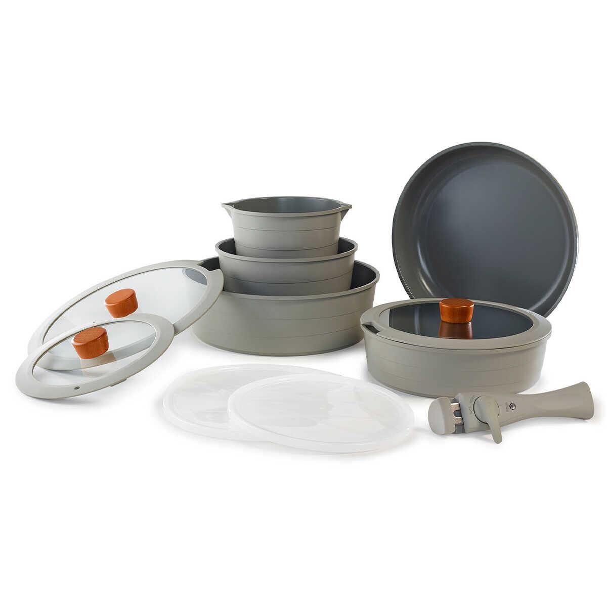Pot and Pan Set with Detachable Handle