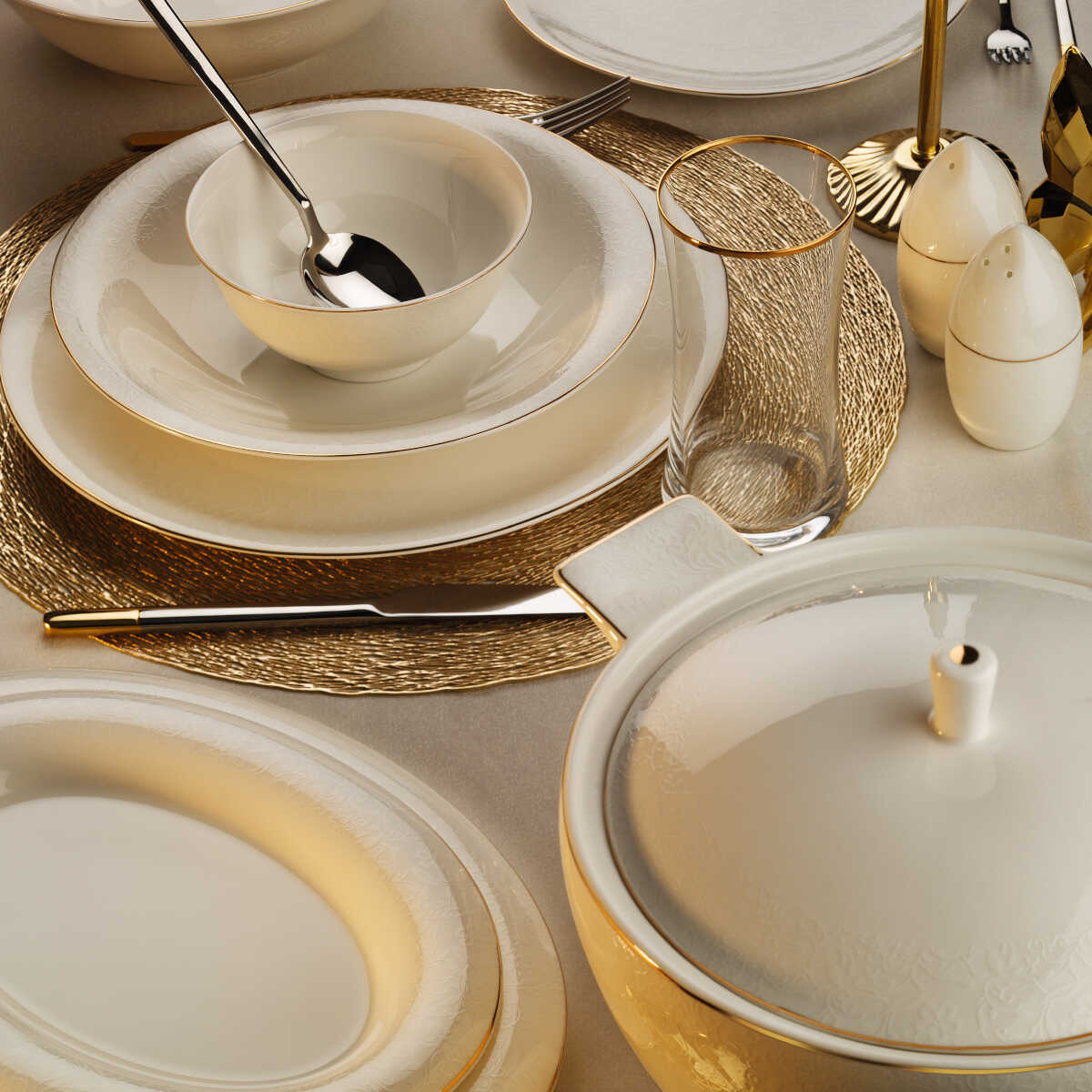 Royal London Rochella 60 Piece Dinner Set for 12 People