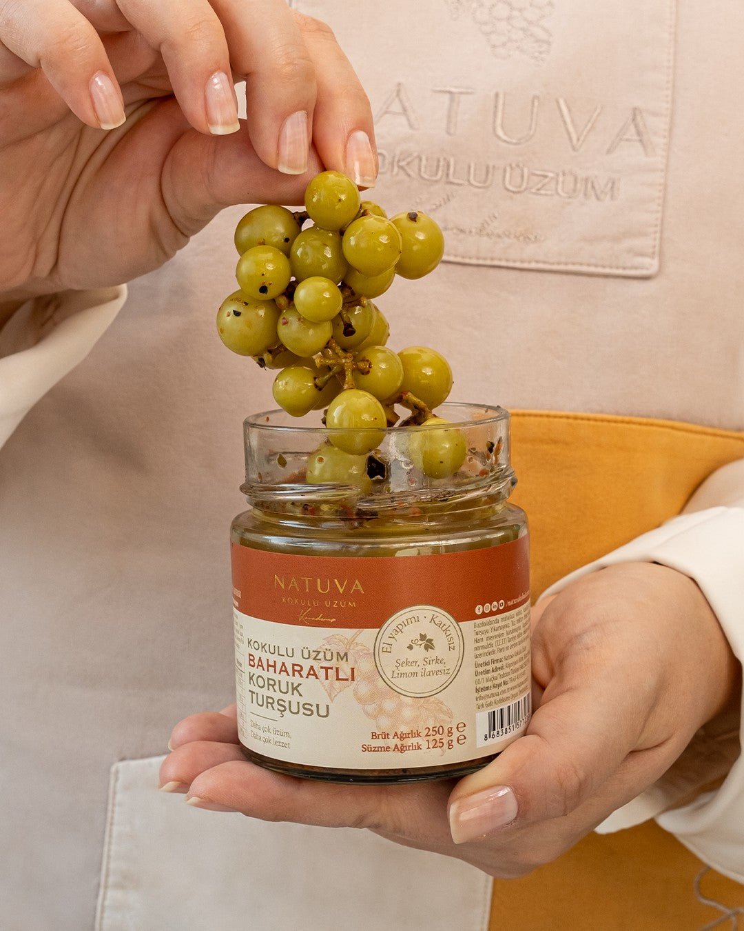 Spicy Fragrant Grape Pickle - EFENDINA PAZAR - NATUVA - 