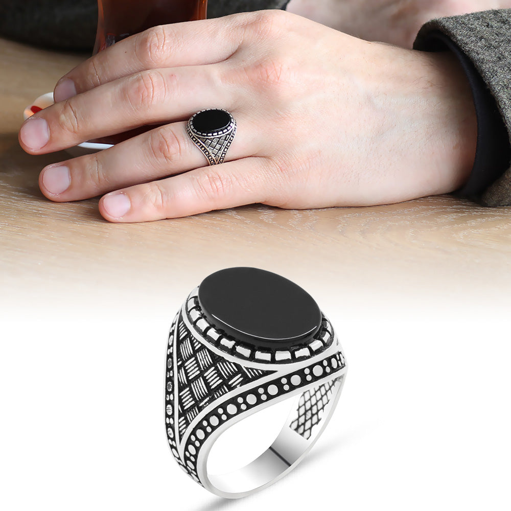 925 Sterling Silver Line Patterned Black Onyx Stone Men's Ring