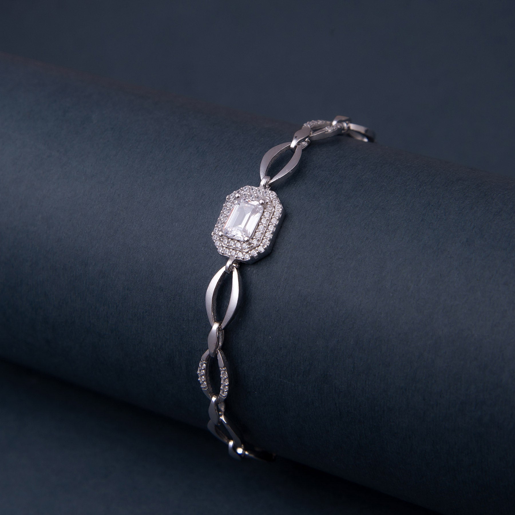 Ve Tesbih Zircon Stone Silver Bracelet1