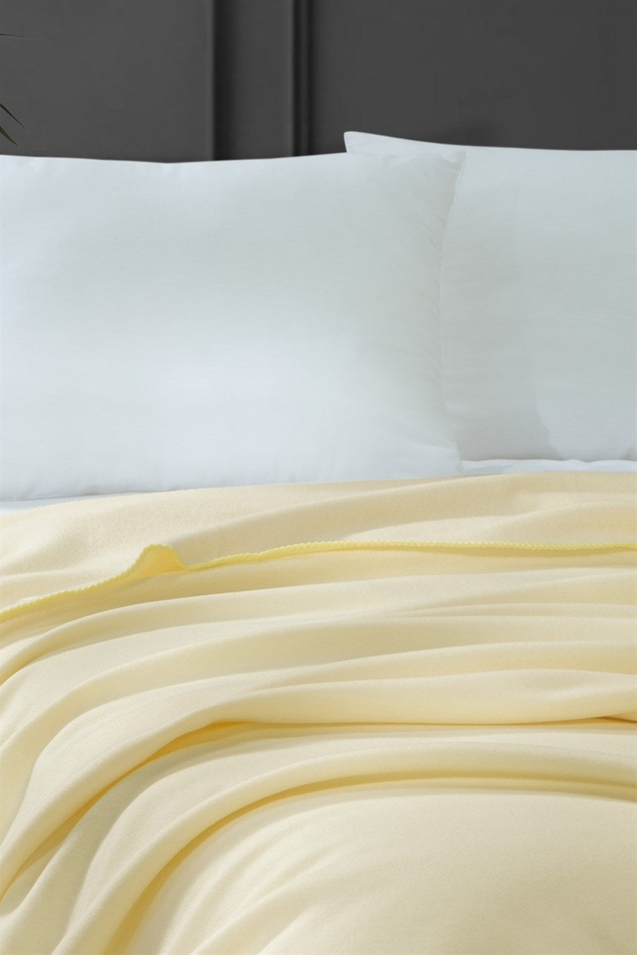 DENIZLI CONCEPT Bloom Fleece Blanket Yellow