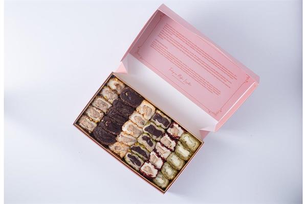 floral box mixed wrapped turkish delight 700g 1