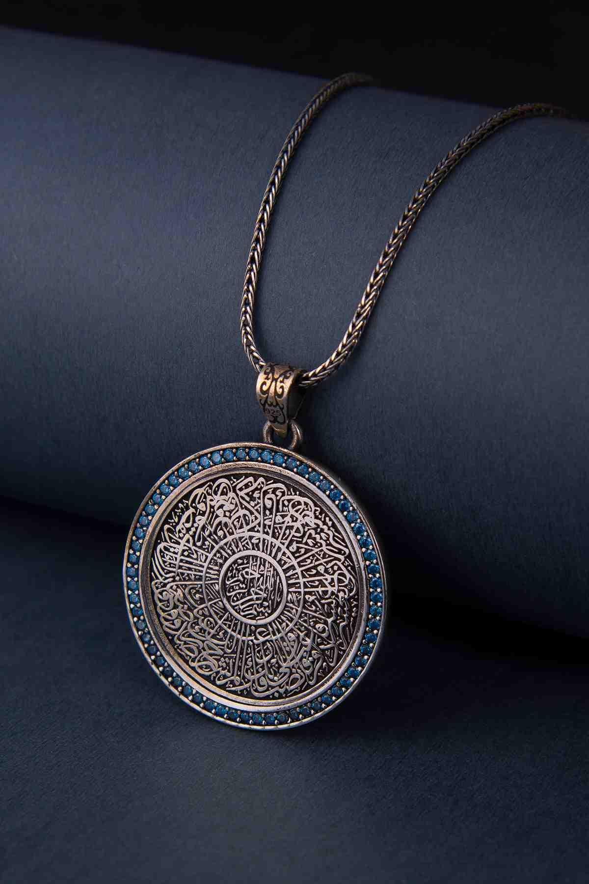 Ve Tesbih Embroidered Stone Medallion Silver Necklace