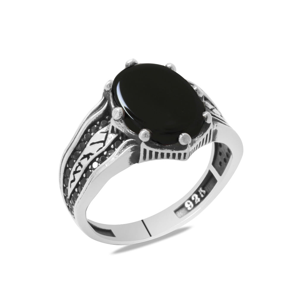 Oval Design 925 Sterling Silver Men's Ring with Black Zircon Stone Decoration