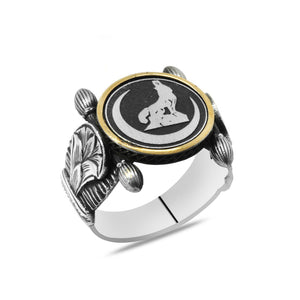925 Sterling Silver Men's Ring with Gray Wolf Motif