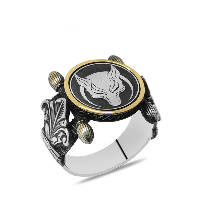 925 Sterling Silver Men's Ring with Crescent Detail and Gray Wolf Motif