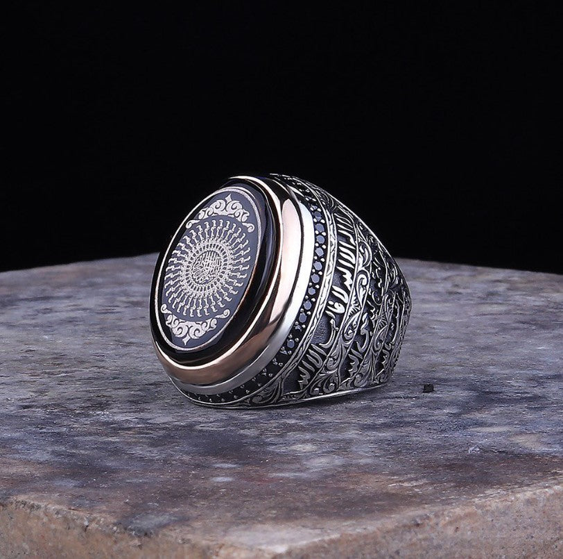 Oval Design 925 Sterling Silver Men's Ring with  Black Amber Stone