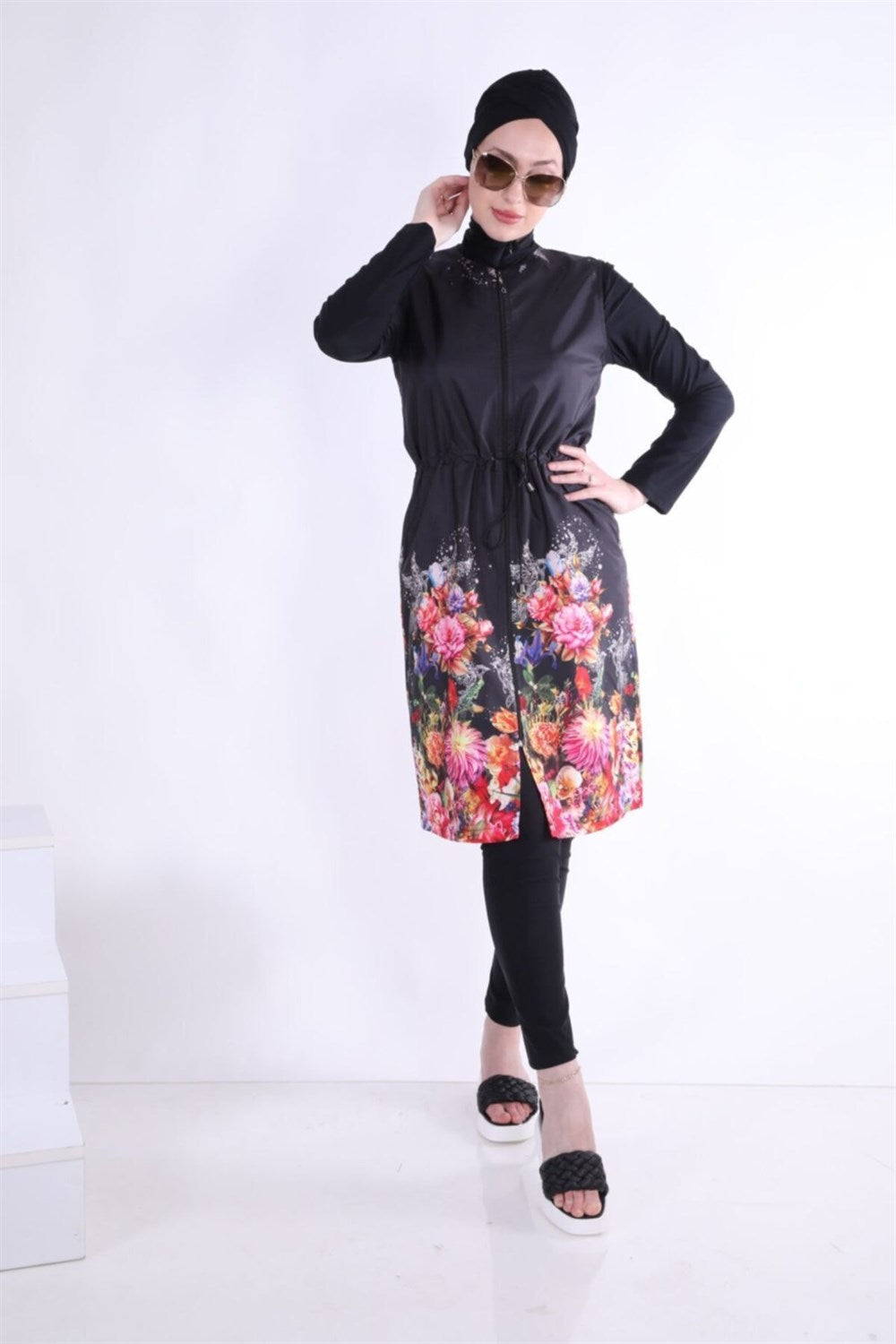 3-Piece Hijab Swimsuit Set Floral Patterned Parachute Fabric - Black