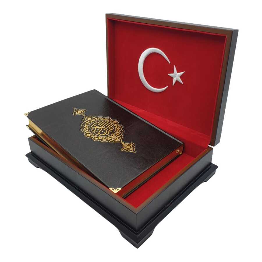 Crescent and Star Quran case